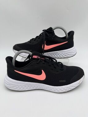 Nike Revolution 5 GS Size 6.5 Y Black/Coral Girl's Running Shoes BQ5671-002